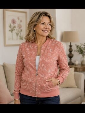 NWT Draper's & Damon's Pink Floral Zip Front Jacket|Rhinestone Butterfly Zipper